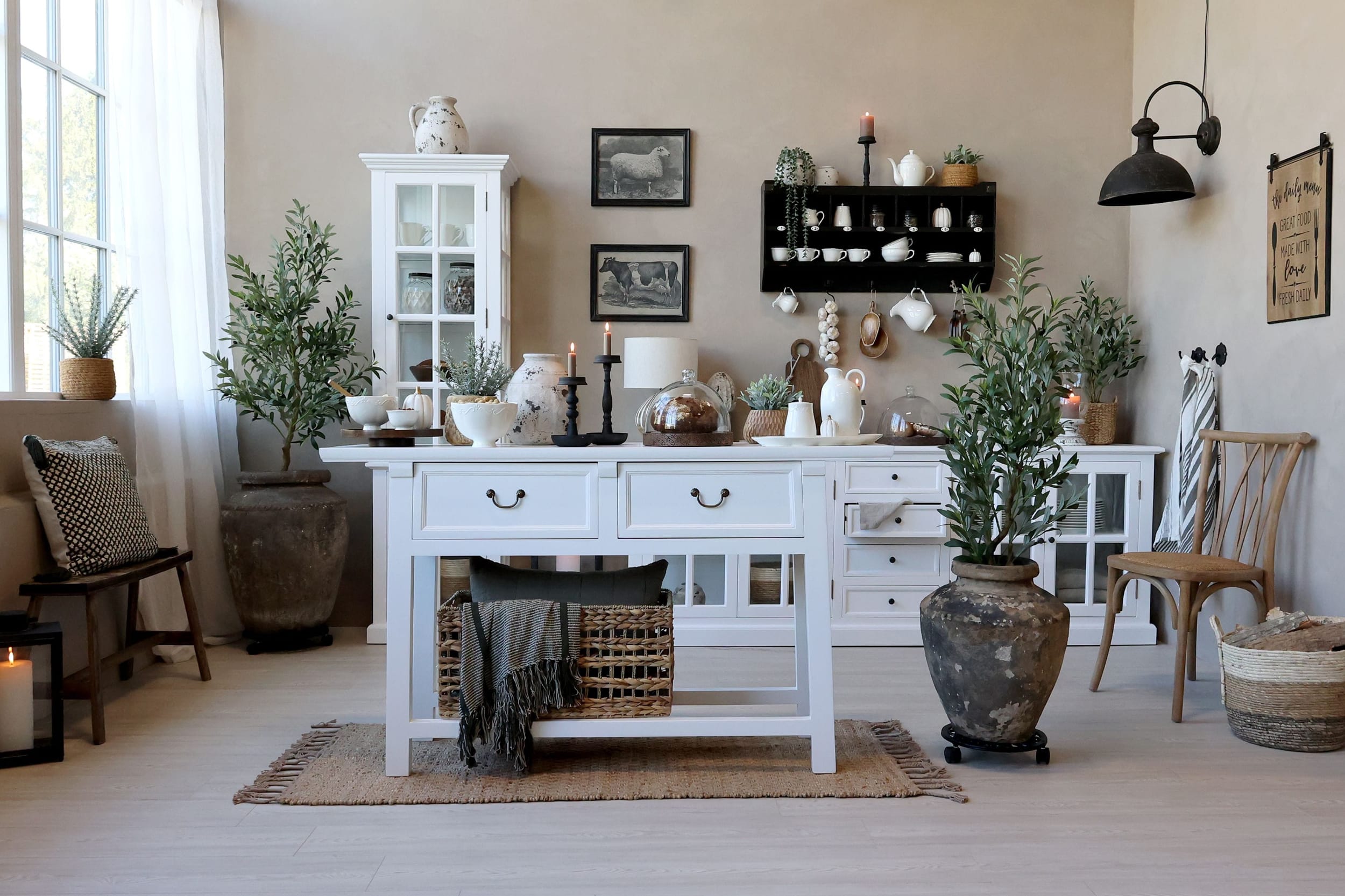 Chic Antique Marseille Möbel im Landhausstil