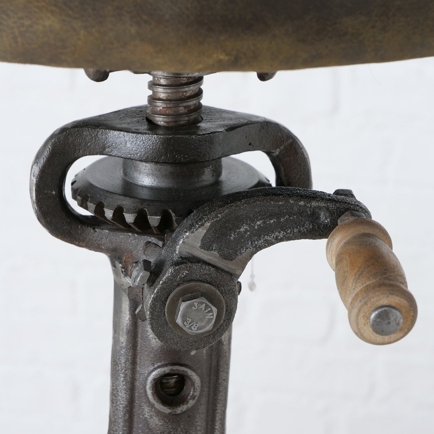 Industrial Hocker Banbeo, braun 