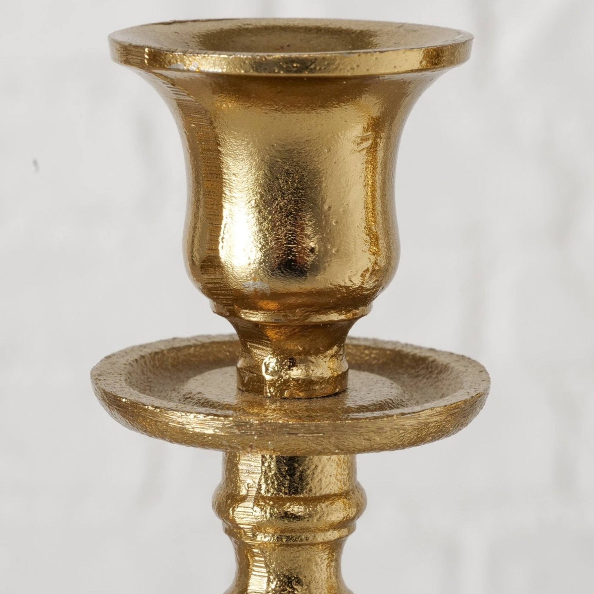 Kerzenleuchter Varas aus Aluminium, gold 