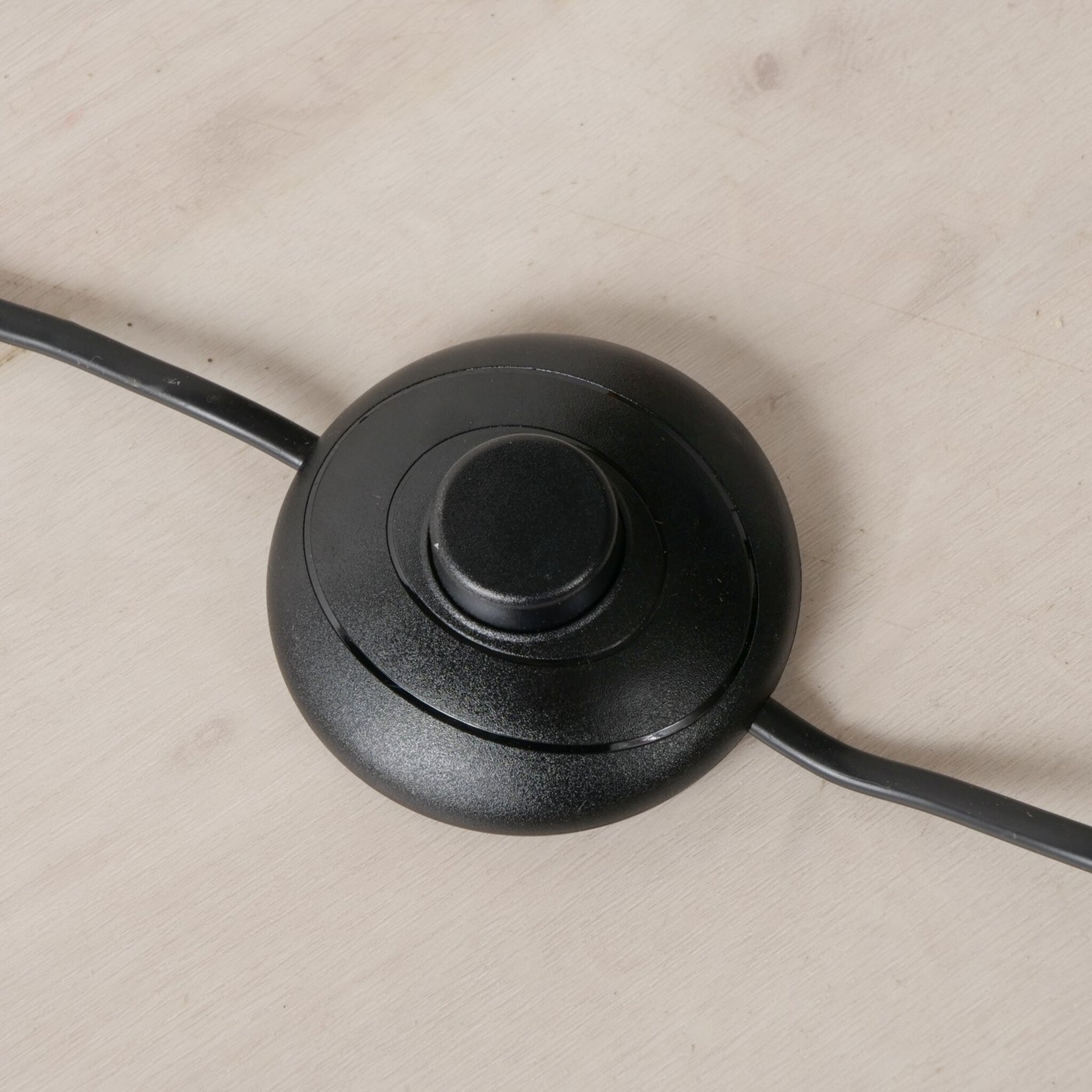 Stehleuchte Petunia,  H: 140 cm, D: 30 cm