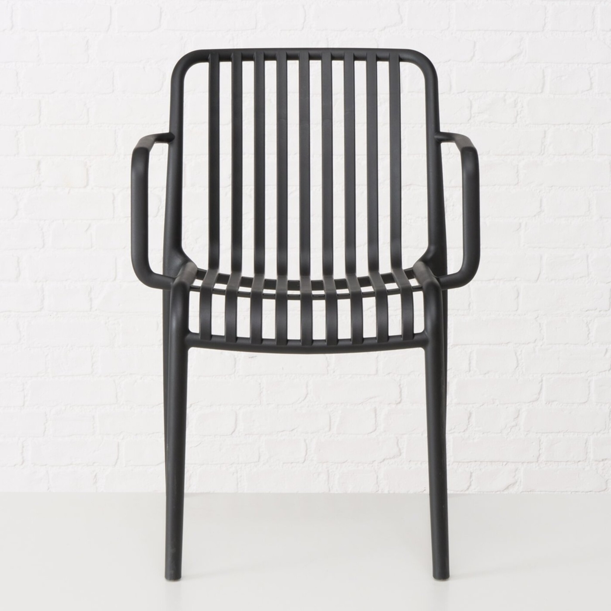 Stuhl aus Kunststoff Quito, schwarz 