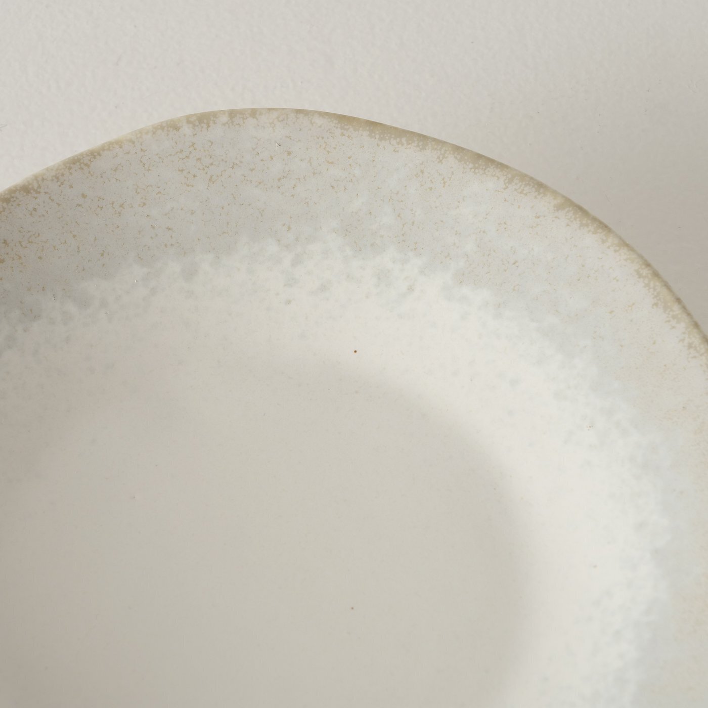 Teller Elysa aus Steingut, beige 