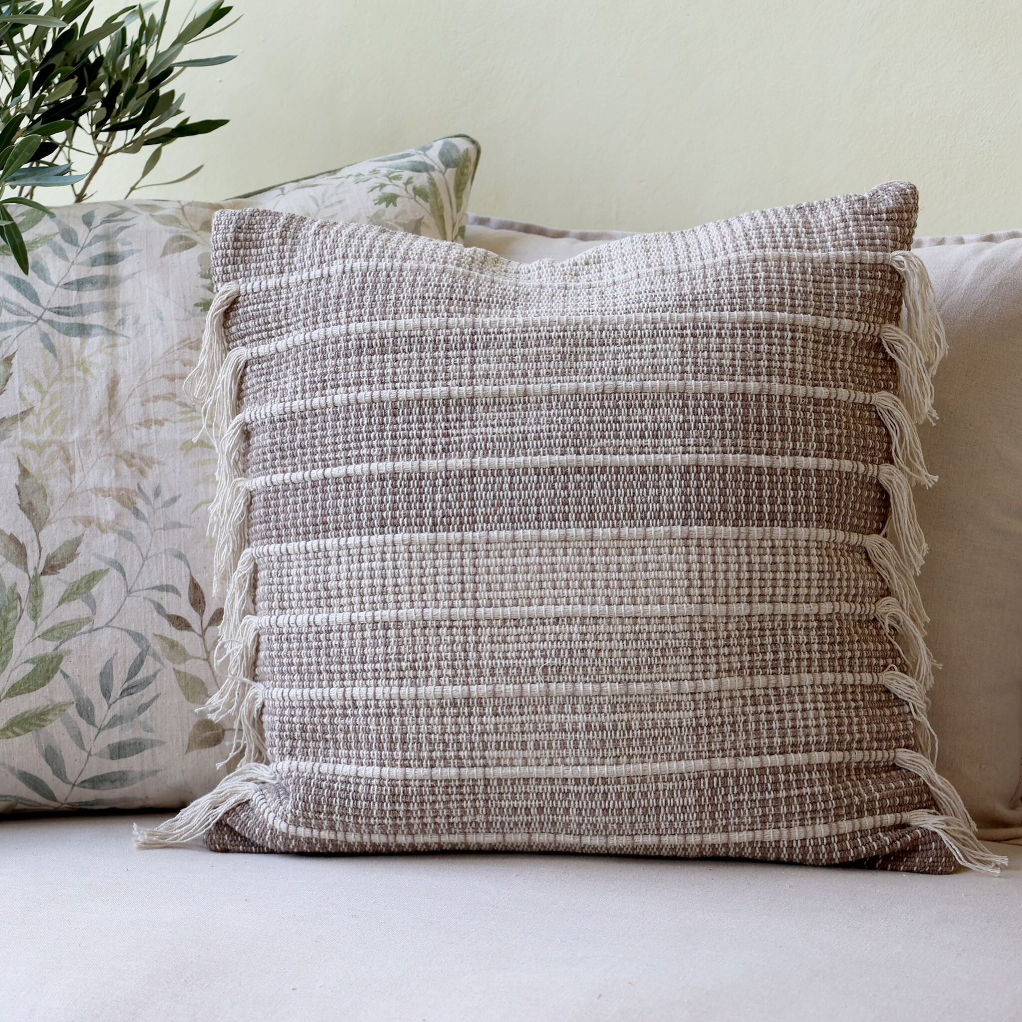 Aix Kissebezug mit Fransen, mokka 