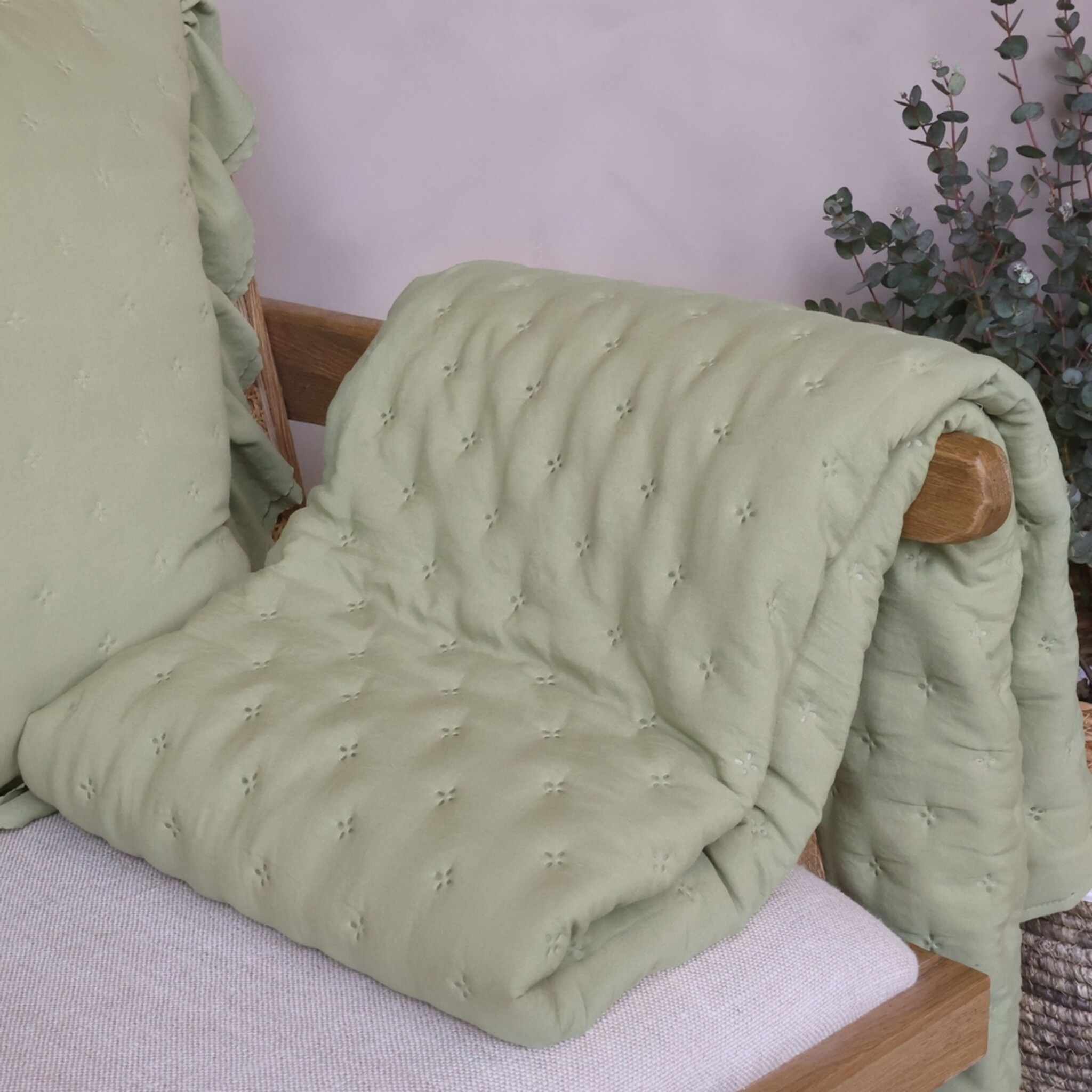 Aix Soft Quilt - Kuscheldecke im Vintage Landhausstil, verte 