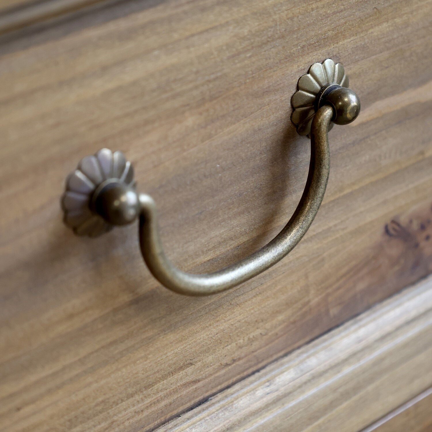 Anrichtetisch mit zwei Schubladen, natur 