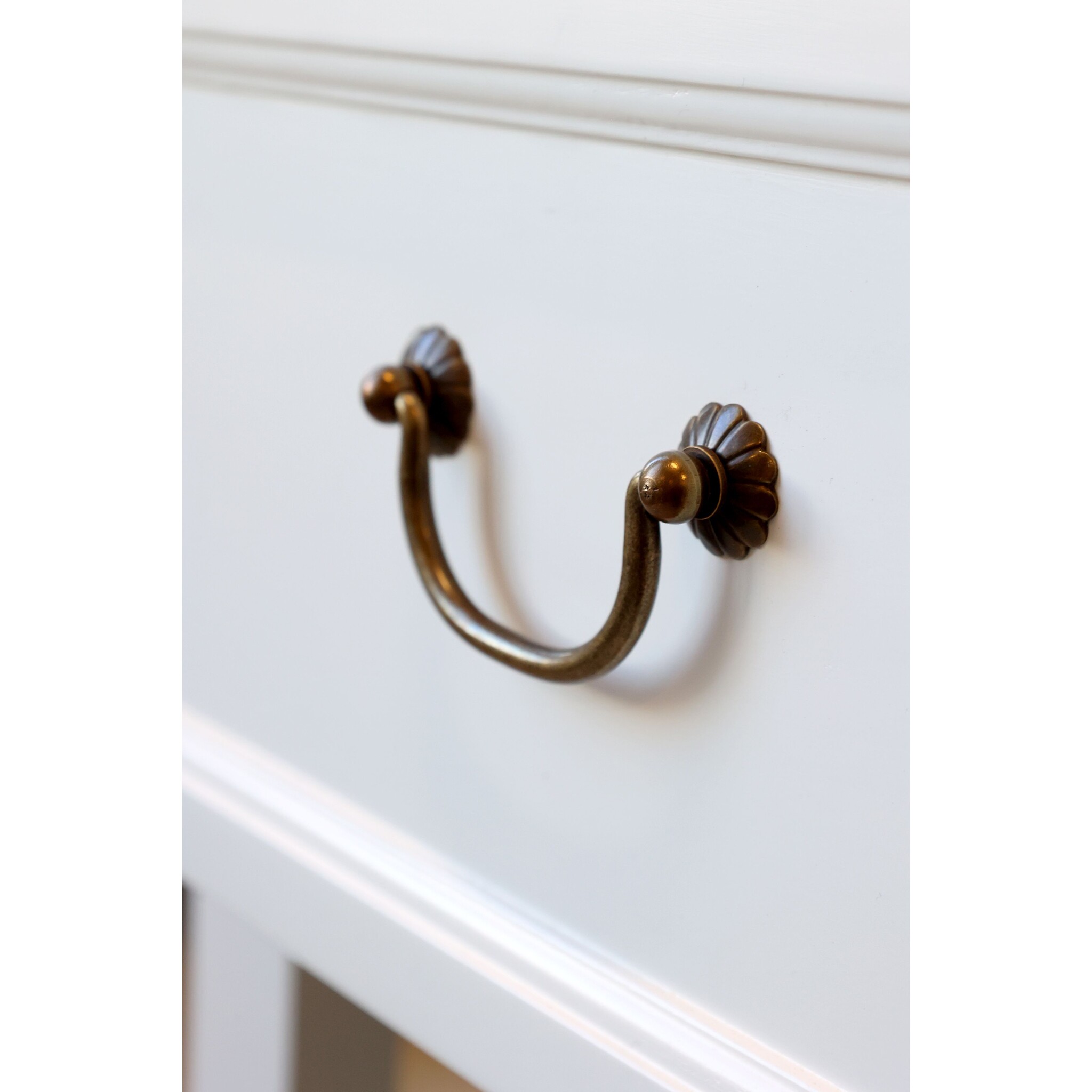 Anrichtetisch mit zwei Schubladen, weiss 