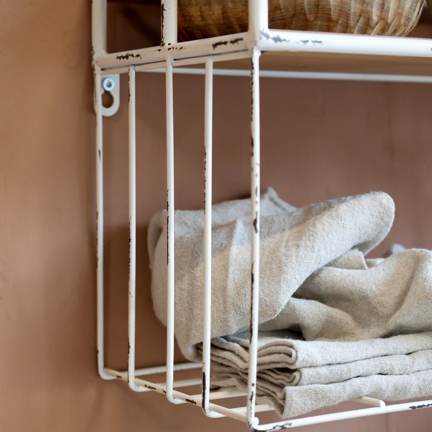 Eisen Regalbrett mit Haken, antique creme