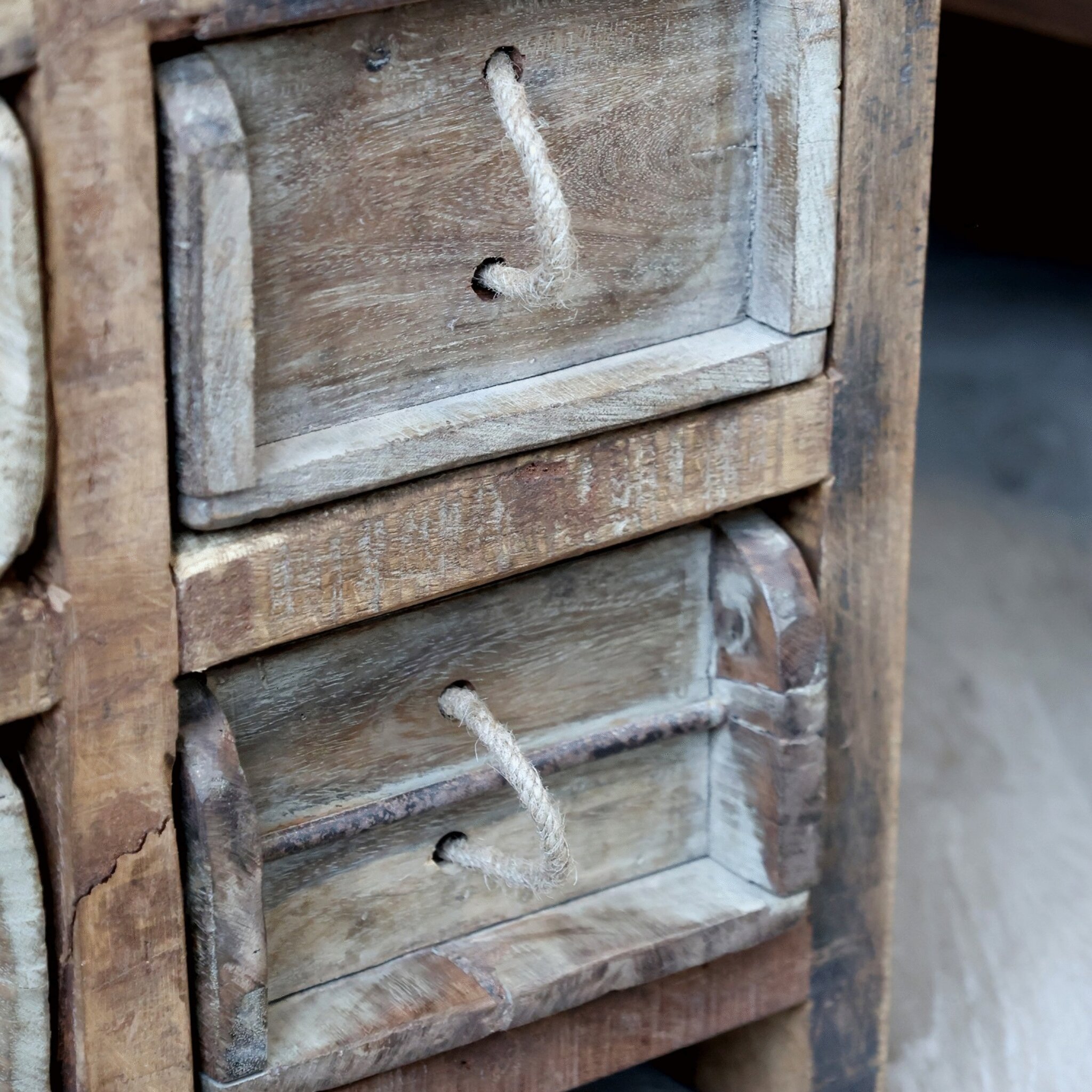 Grimaud Kommode mit 10 Backsteinformen, natur 