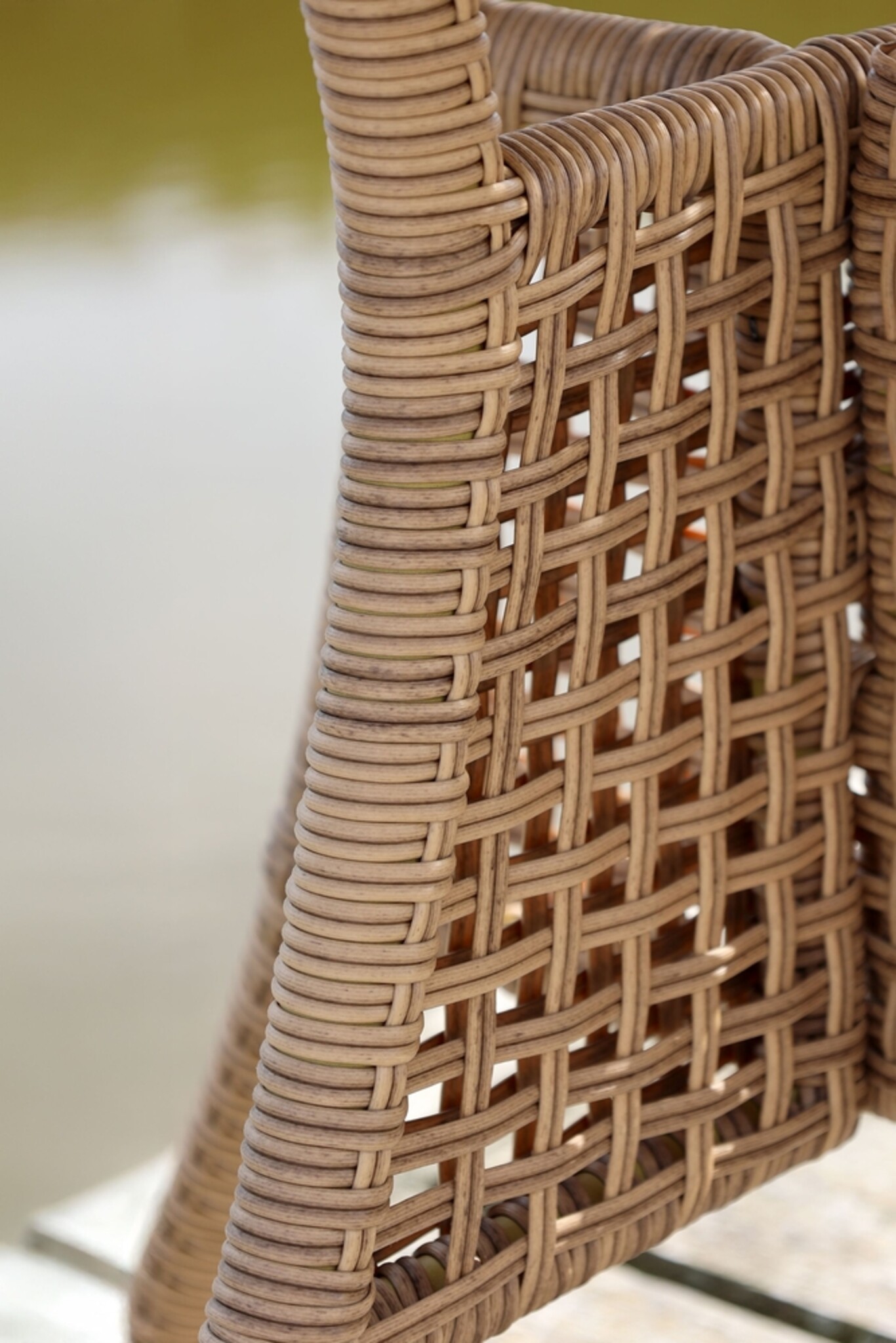 La Rochelle Bistrotisch – Geflochten, natur 