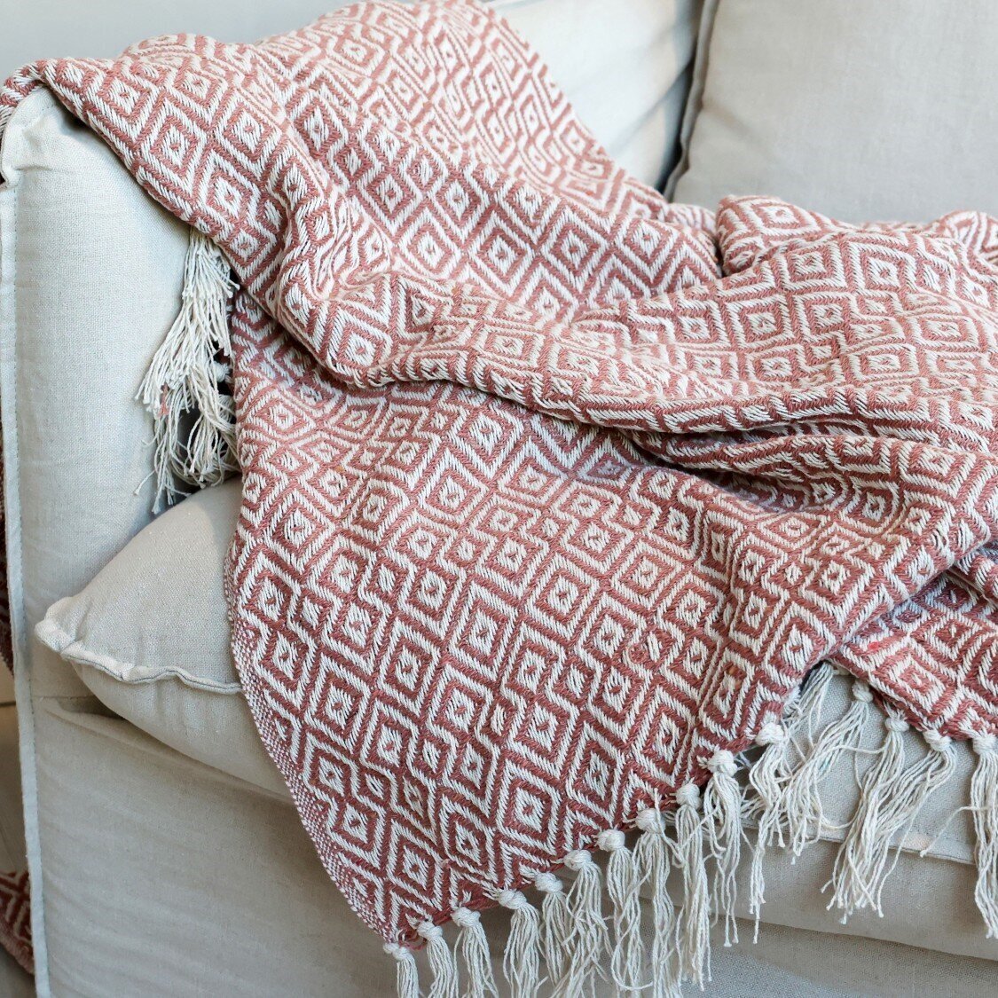 Plaid Decke Aix aus recycelter Baumwolle, rosa 