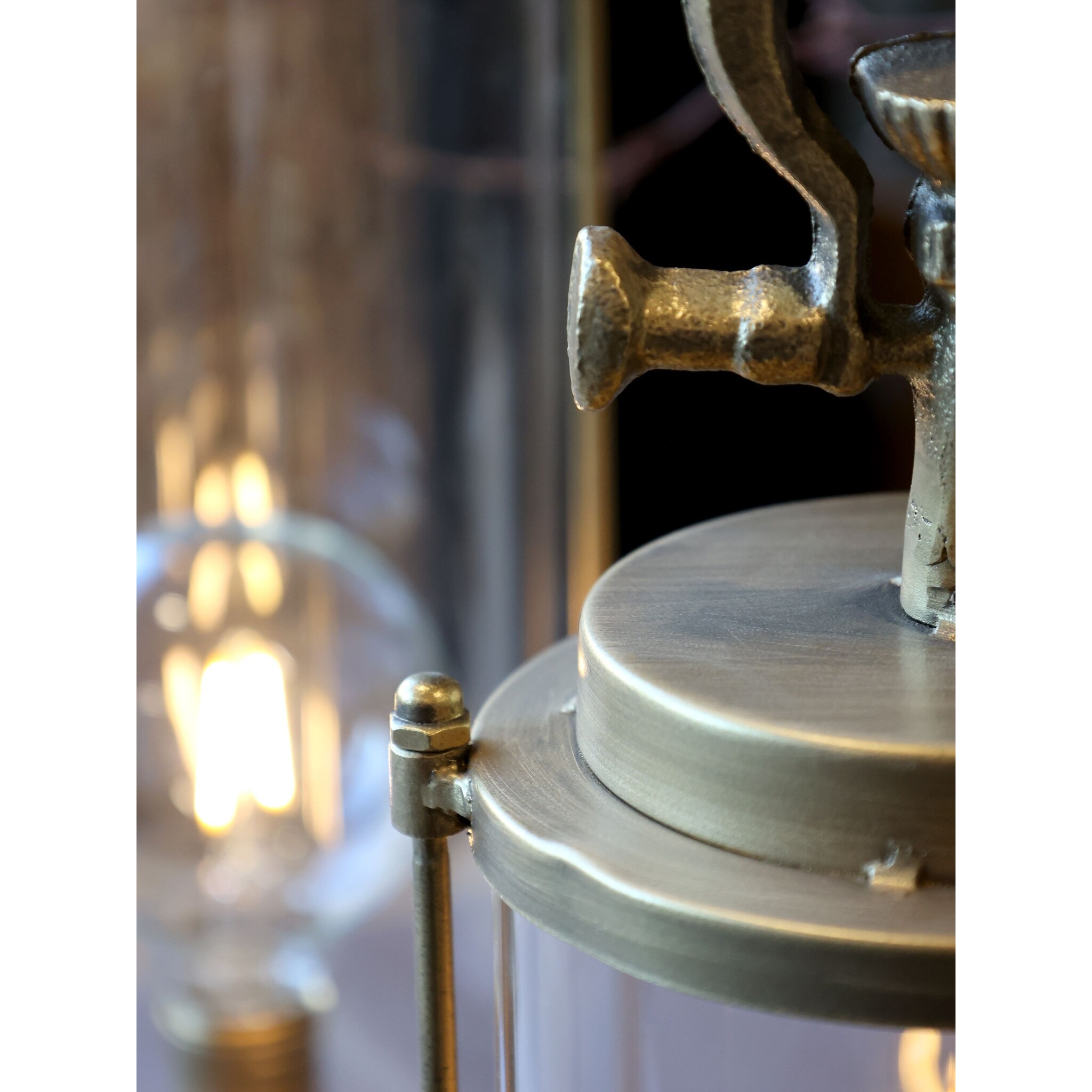 Stall Laterne mit LED und Timer, gold 