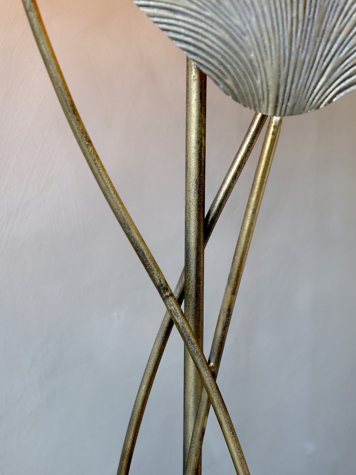 Stehlampe mit Blätter, messing 