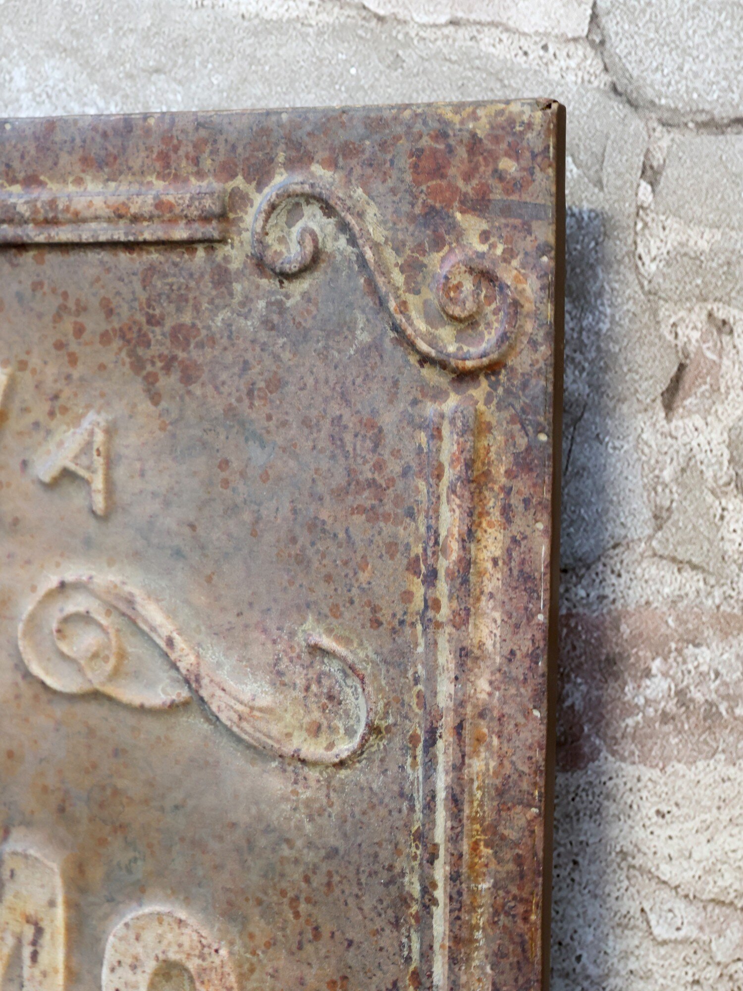 Vintage Schild mit Weihnachtsmann Shabby, rostbraun 