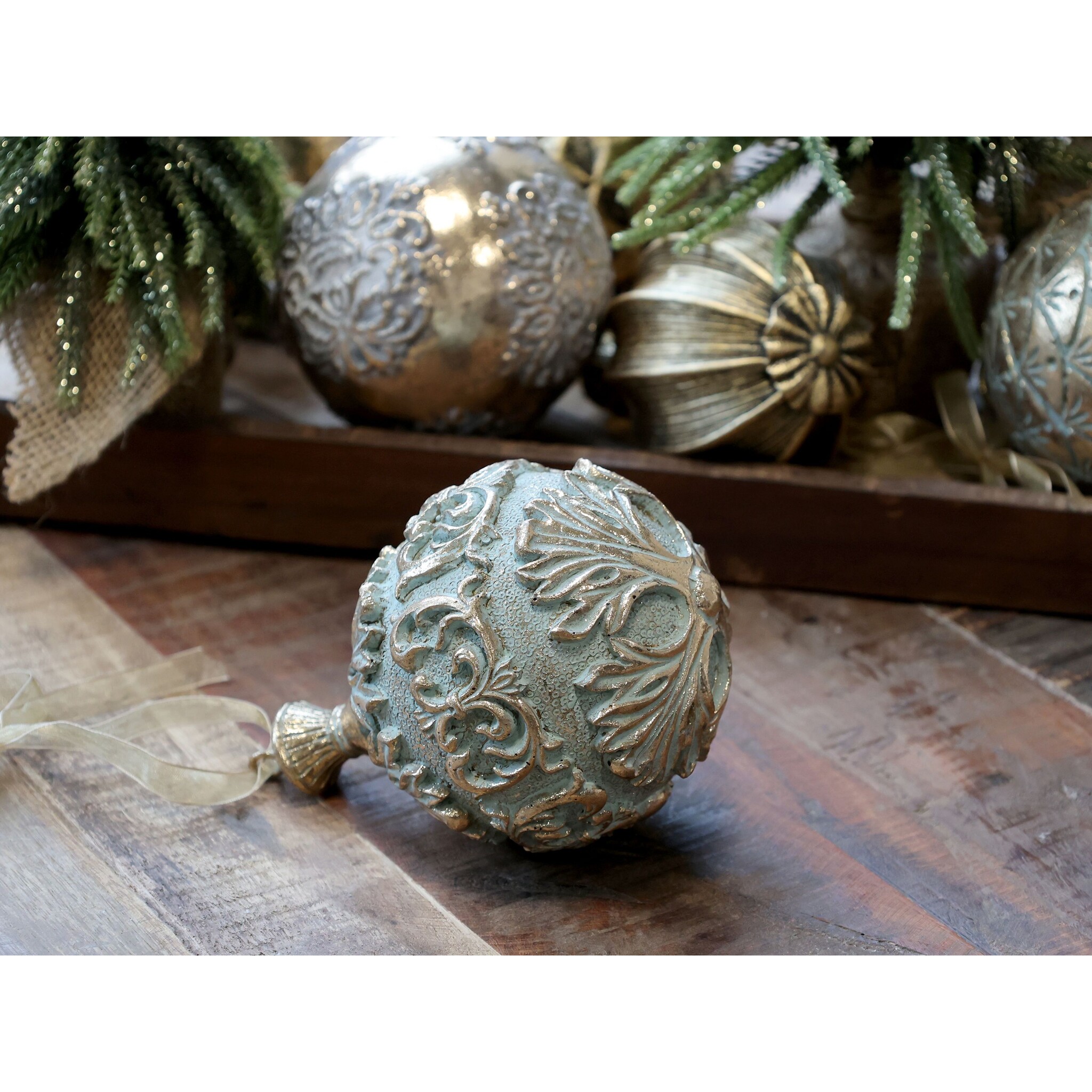 Weihnachtskugel im Antique Verte Stil, antique verte Höhe 15, Ø 10,5 cm