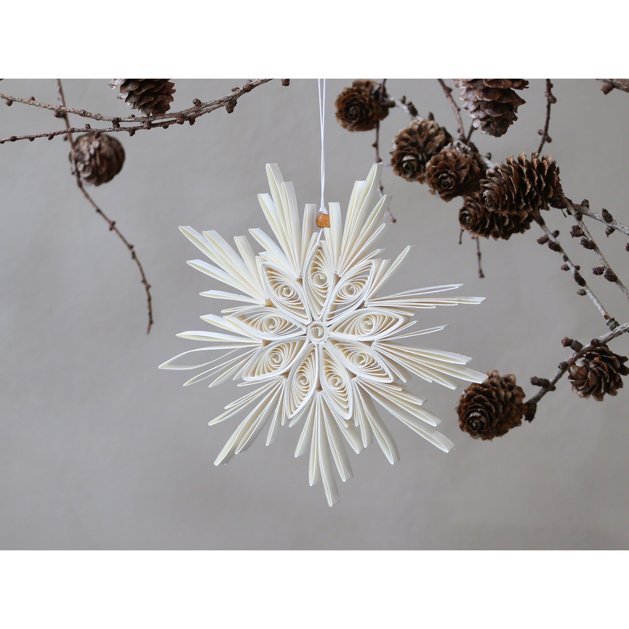 Weihnachtsstern Aufhänger aus Papier, creme 