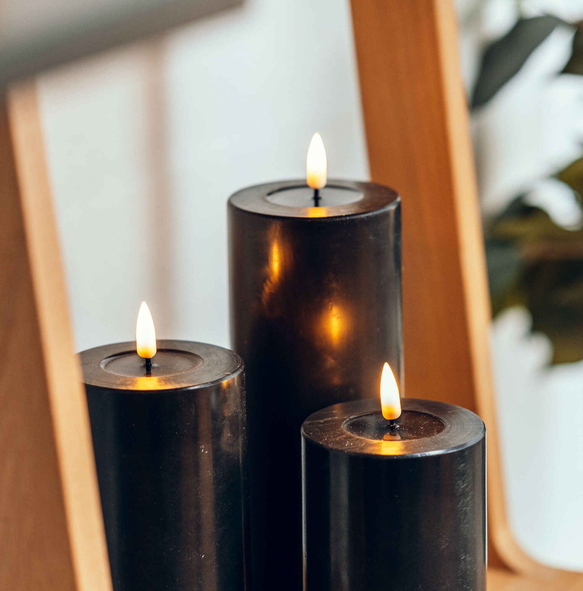 LED Stumpenkerze Real Flame schwarz, schwarz 