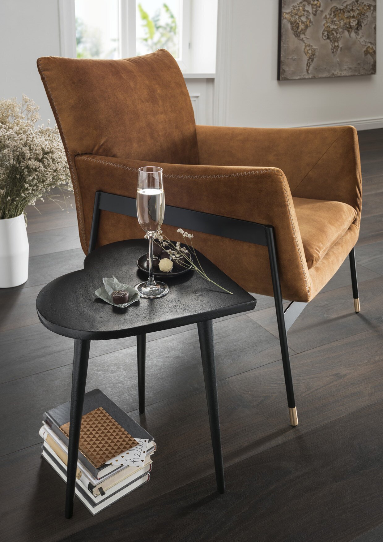 Beistelltisch Heartbreaker aus Aluminium, schwarz 