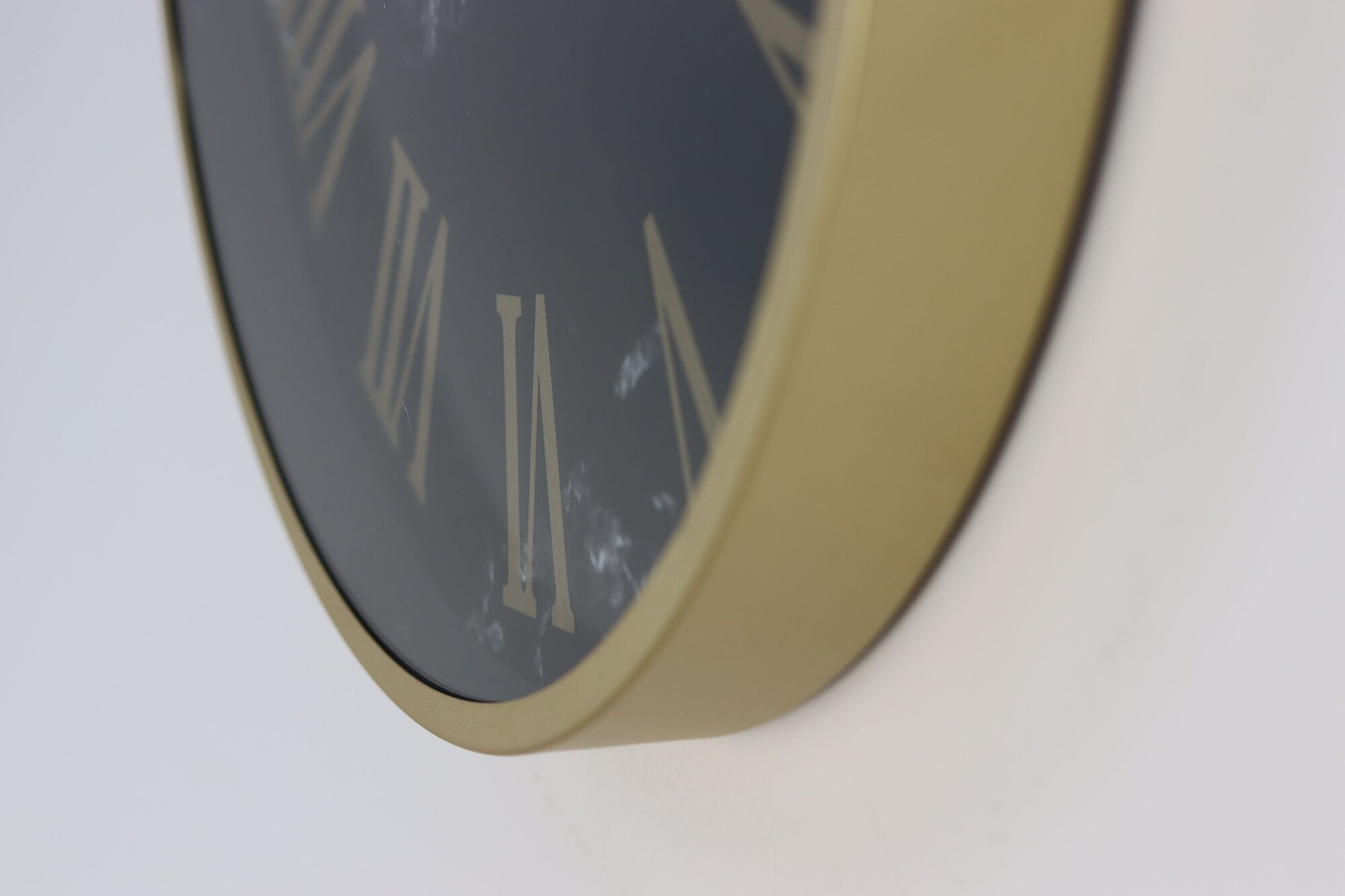 Wanduhr Roman Marseille, schwarz 