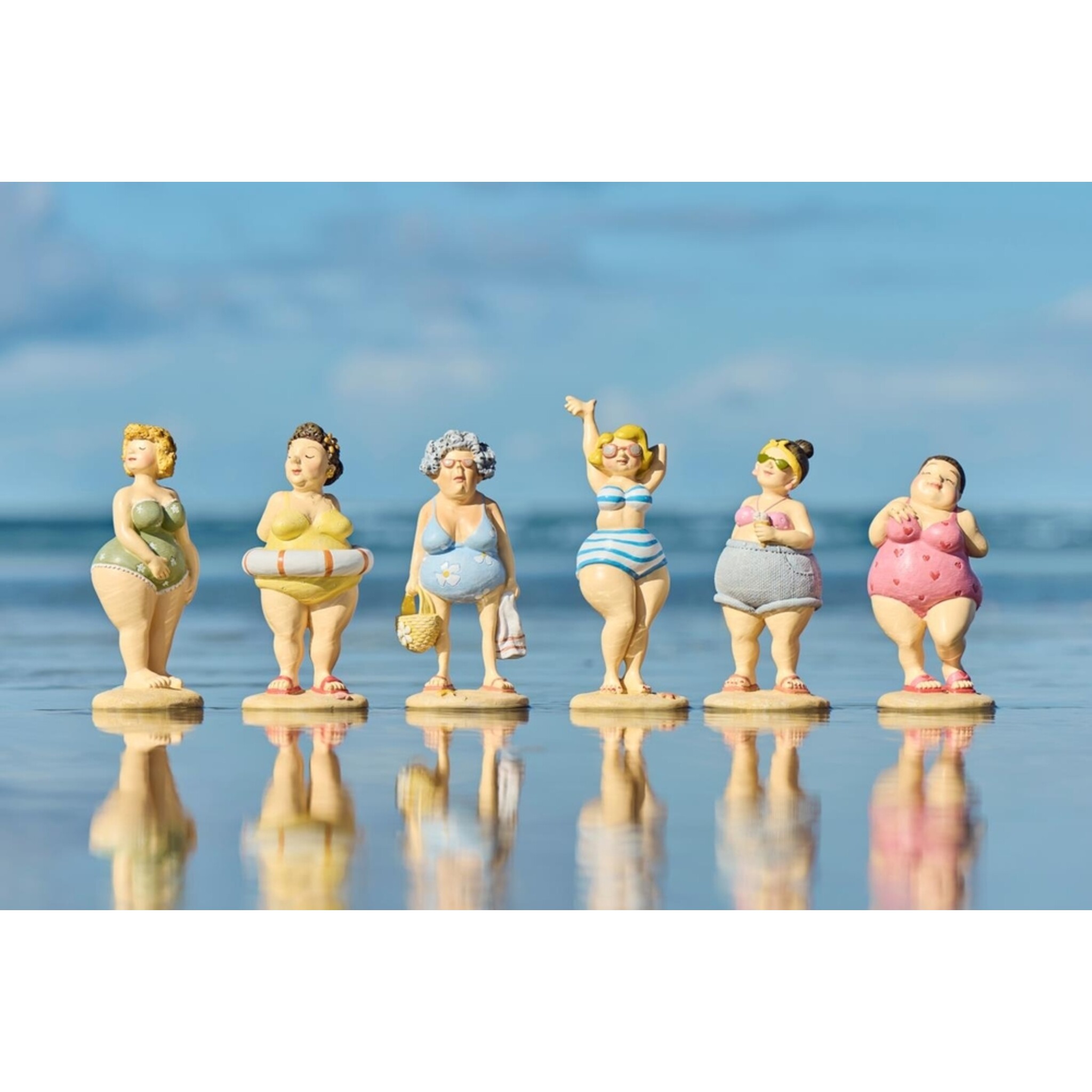 Dekofigur Strandkönigin - verschiedene Figuren,  