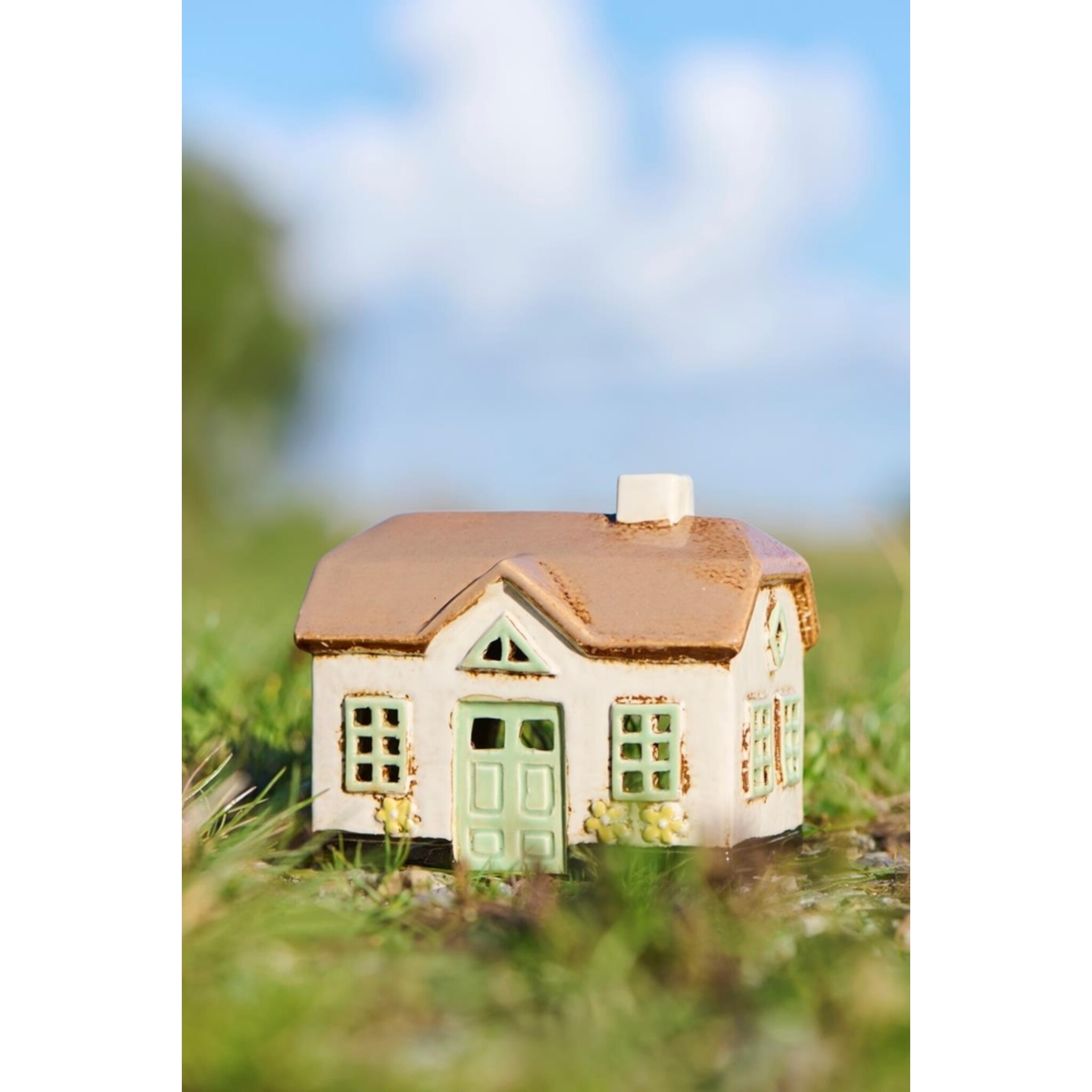 IB Laursen Lichthaus Ebeltoft aus Steingut mit grünen Fenstern, grün 