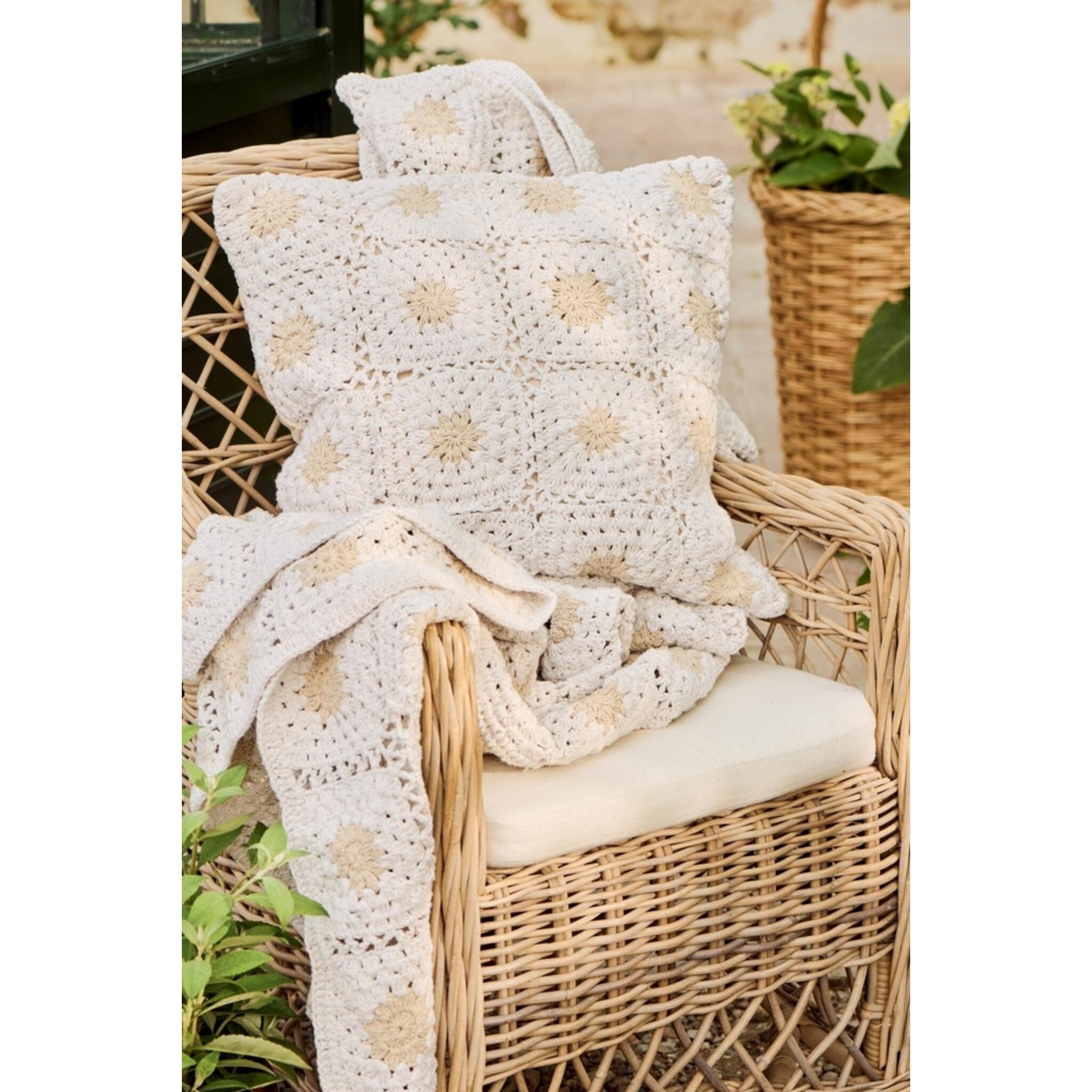 IB Laursen Plaid gehäkelt aus Baumwolle, creme 