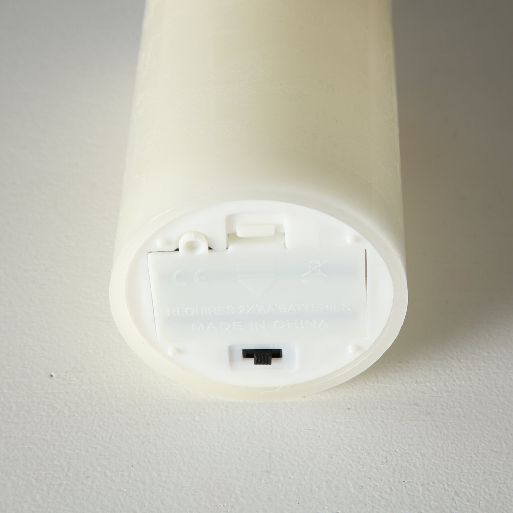 LED Kerze Bino mit Timer und Swing Flame, cremeweiss Höhe 15 cm, D 7,5 cm