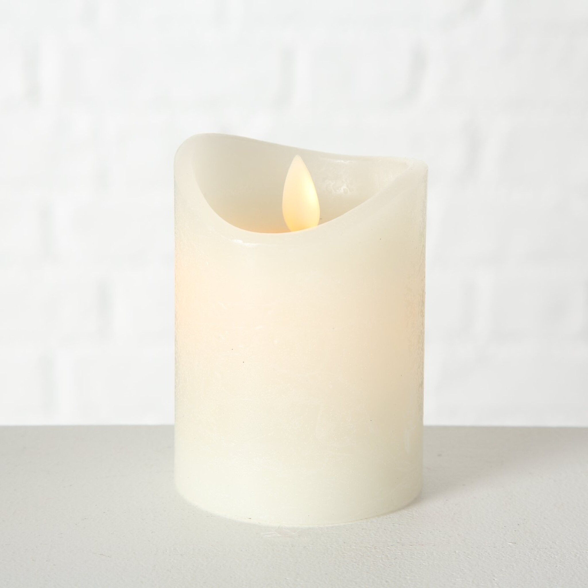 LED Kerze Bino mit Timer und Swing Flame, cremeweiss Höhe 10 cm, D 7,5 cm