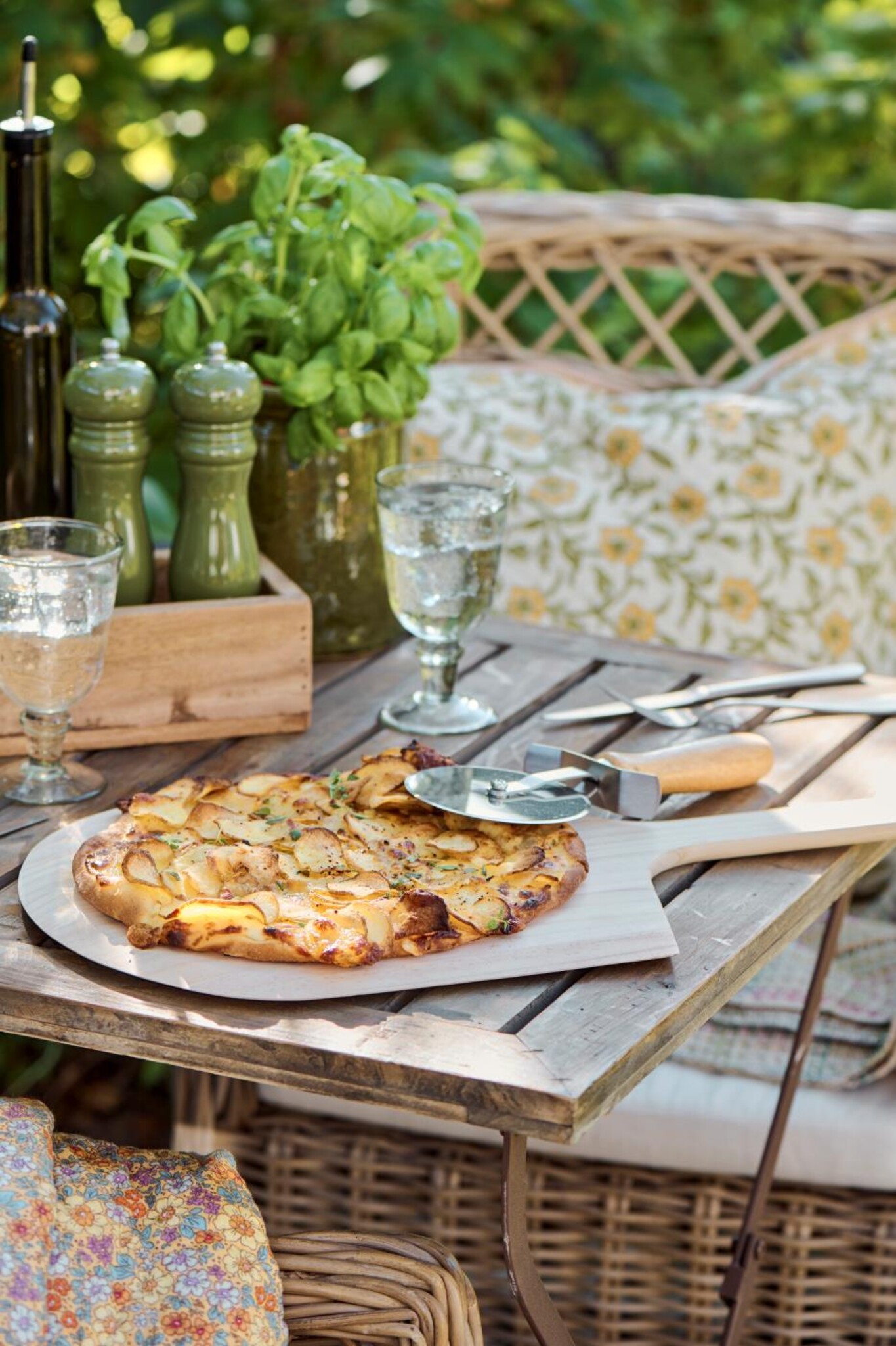 Outdoor Pizza Time Bild 1