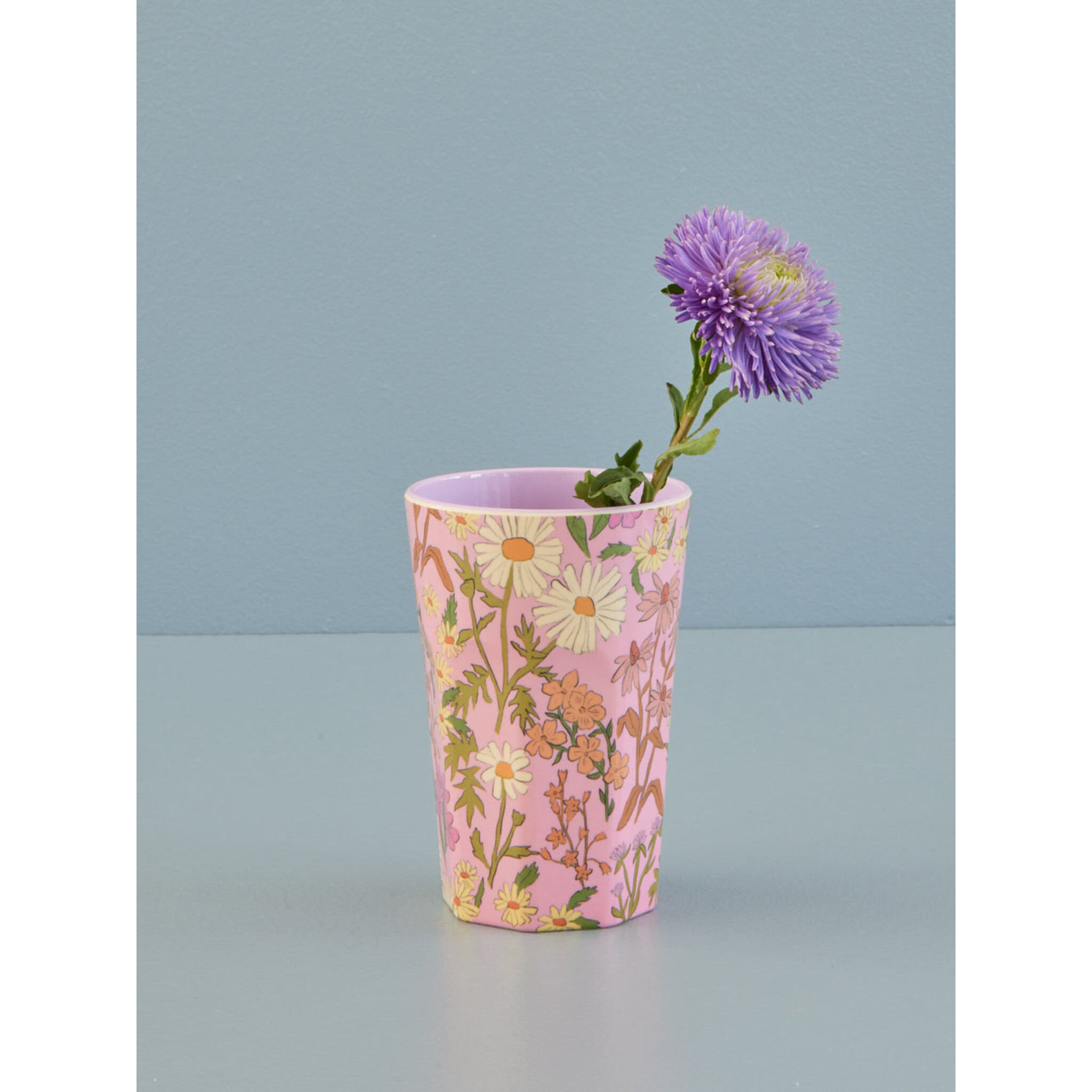 Hoher Becher Daisy Dearest, rosa 