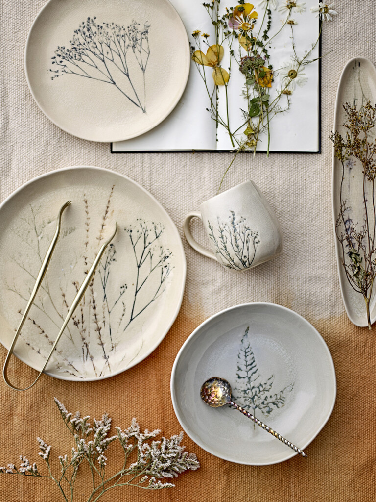 Bloomingville Bea Teller Multipack aus Steingut Preview Image