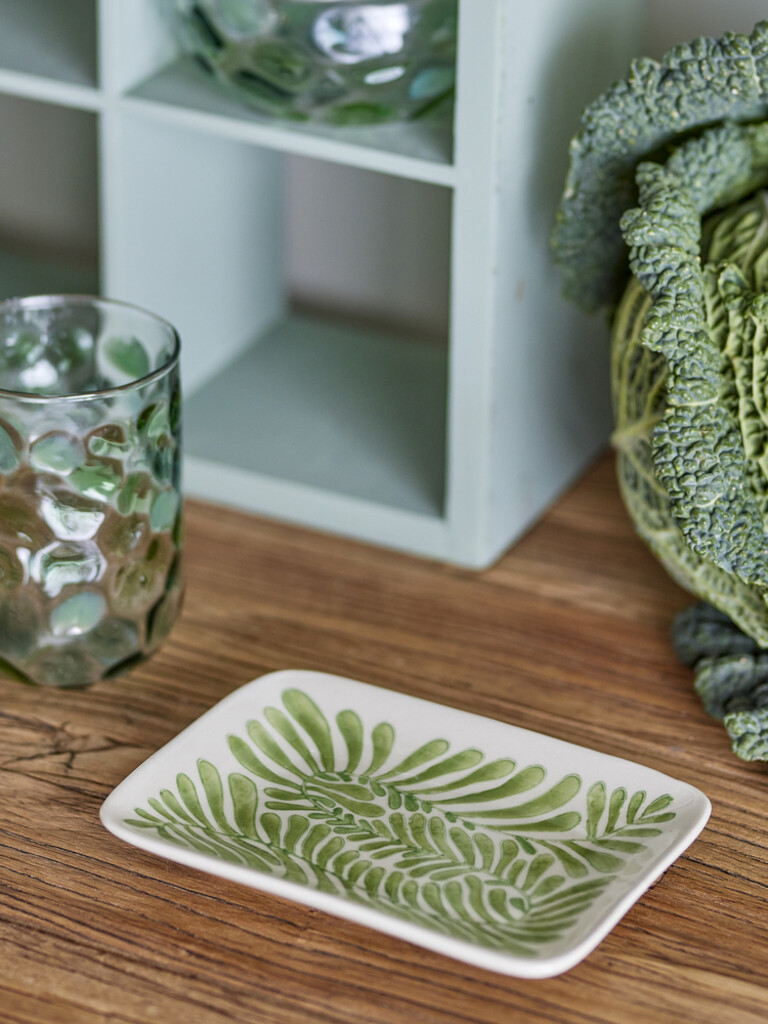 Bloomingville Fauni Teller aus Steingut Preview Image