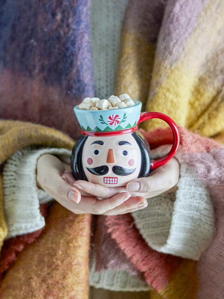 Bloomingville Feast Becher, Steingut Preview Image