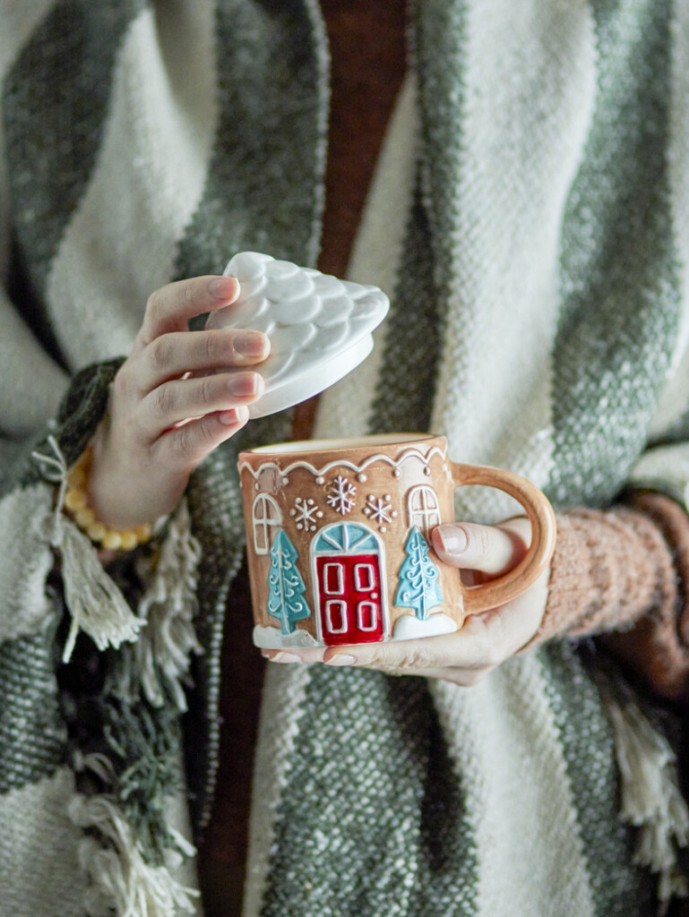 Bloomingville Ginnie Becher, Weihnachtshaus Preview Image