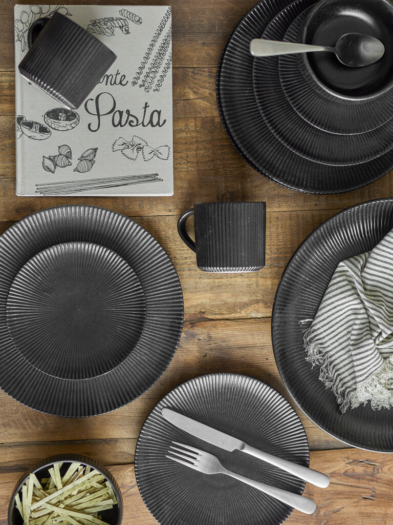 Bloomingville Neri Geschirrset, Schwarz, Steingut Preview Image