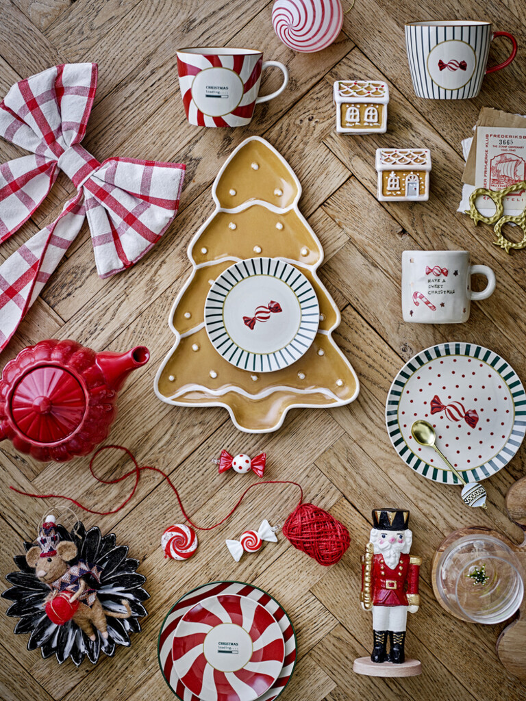 Bloomingville Yule Teller grün aus Steingut Preview Image