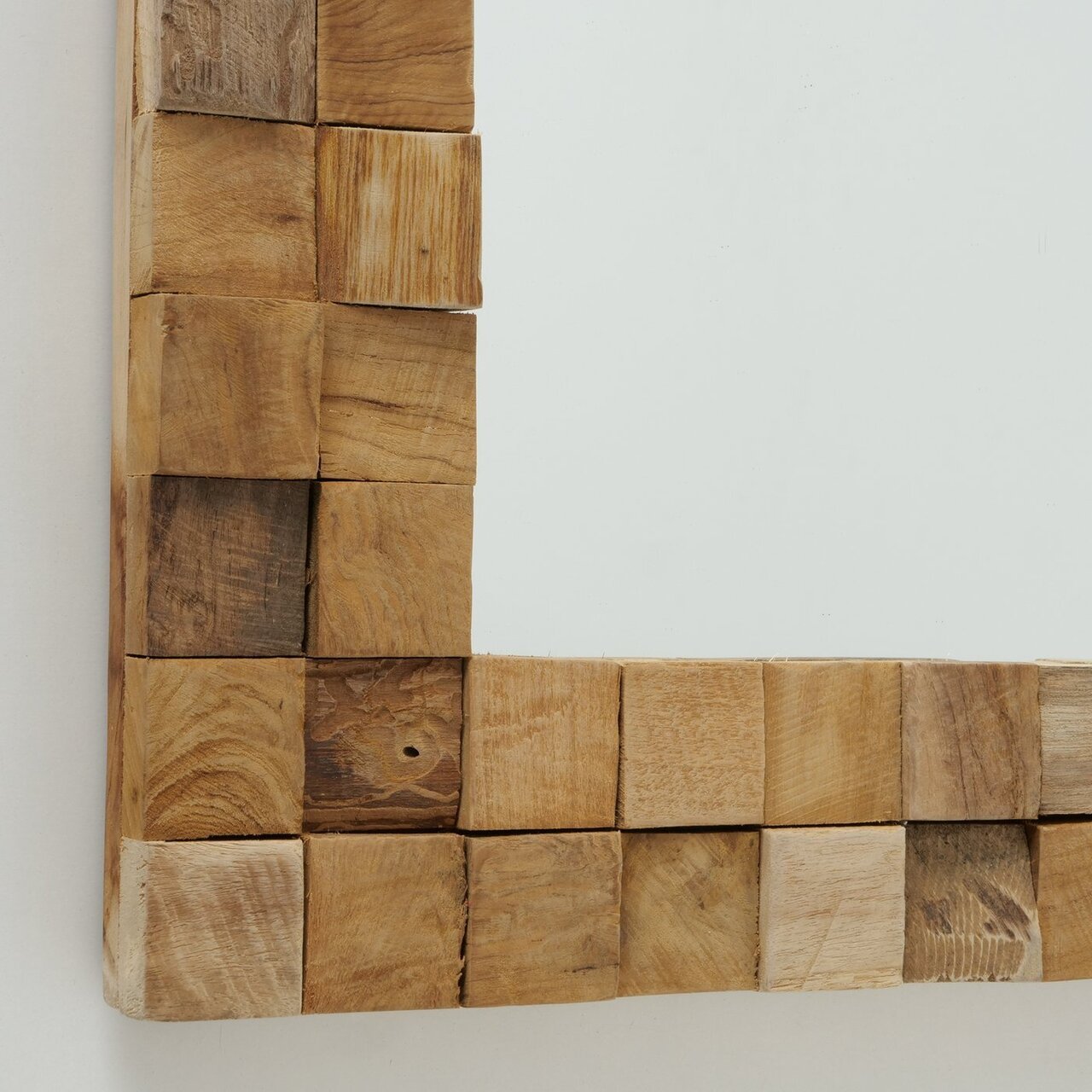 Boltze Spiegel Kudus aus recyceltem Holz Preview Image