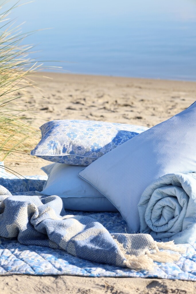 Aix Plaid aus Garnüberschuss - Sky Blue