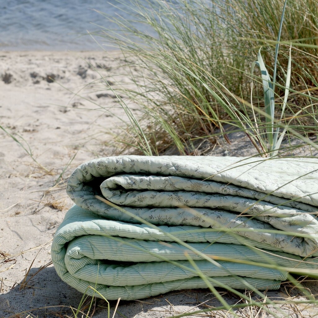 Chic Antique Aix Quilt – Maritime Steppdecke aus Baumwolle