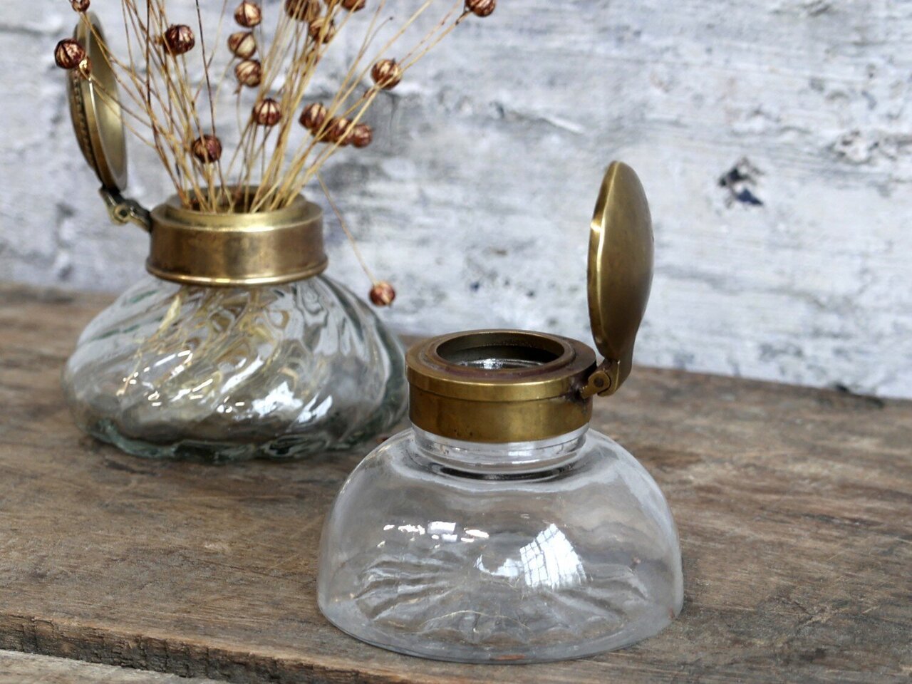 Chic Antique Altfranzösische Mini Vase mit Deckel Preview Image