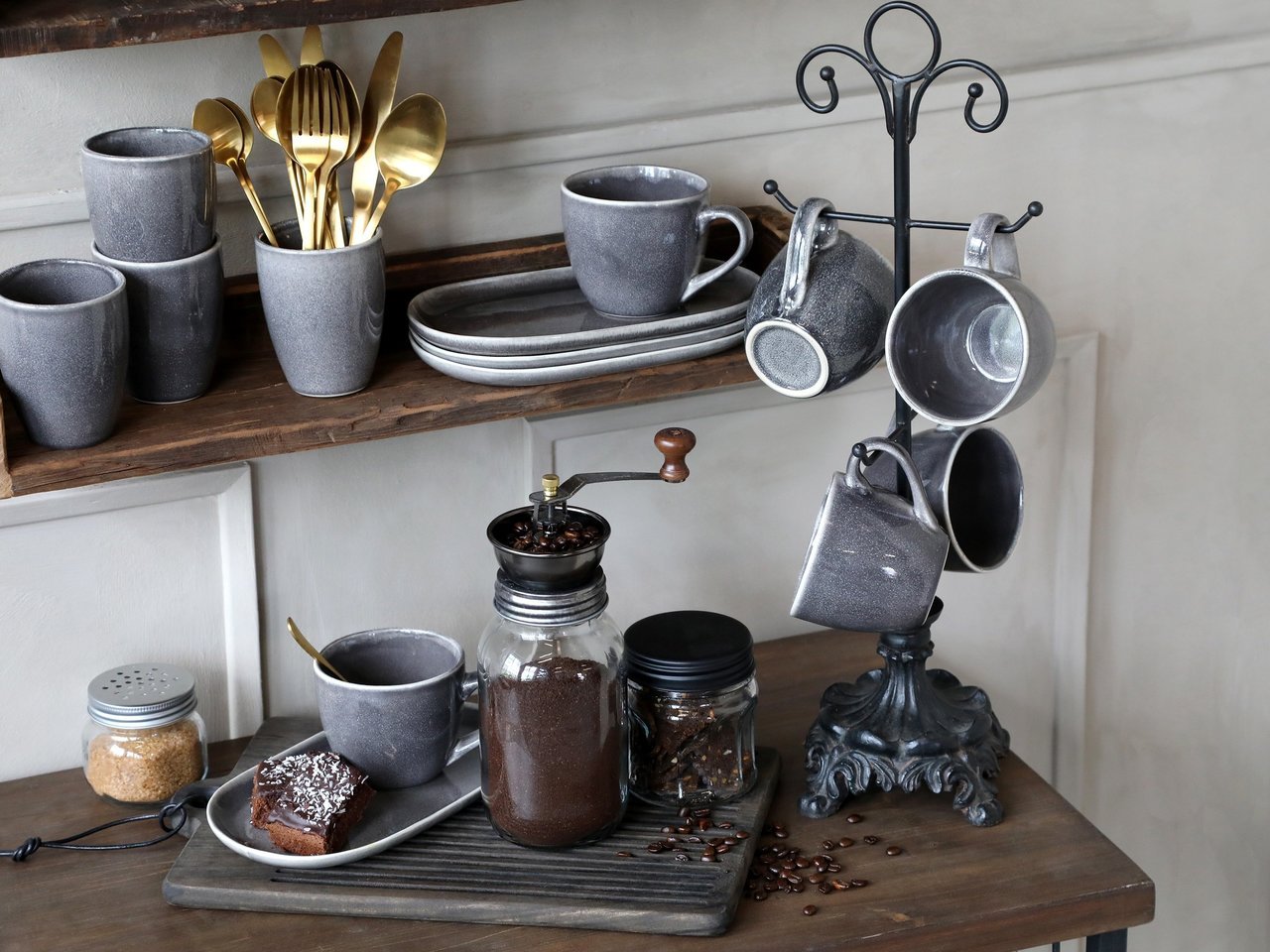 Impressionen zu Chic Antique Calais Becher mit Griff, Bild 2