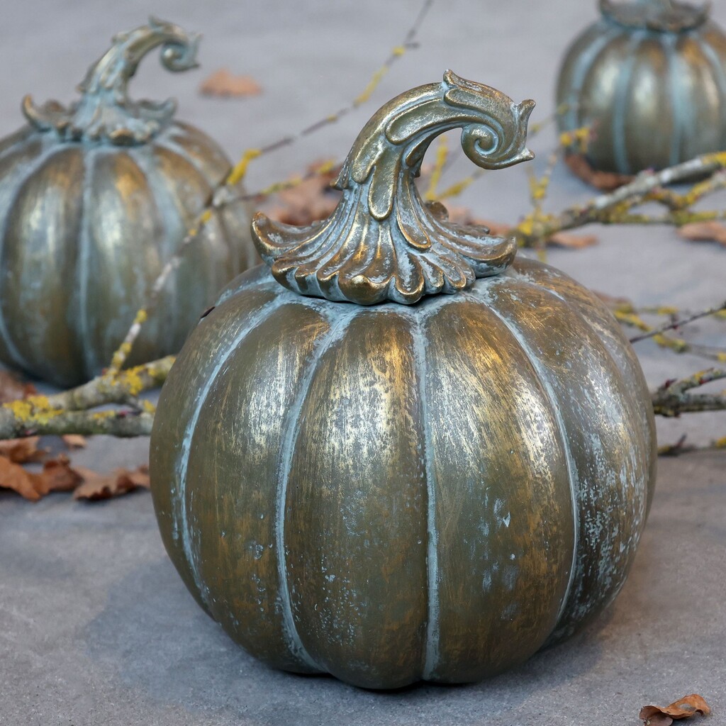 Deko Kürbis im Messing Look