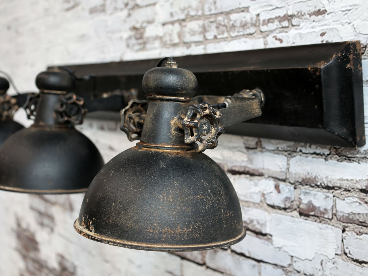 Chic Antique Factory Deckenlampe mit 3 Spots Preview Image