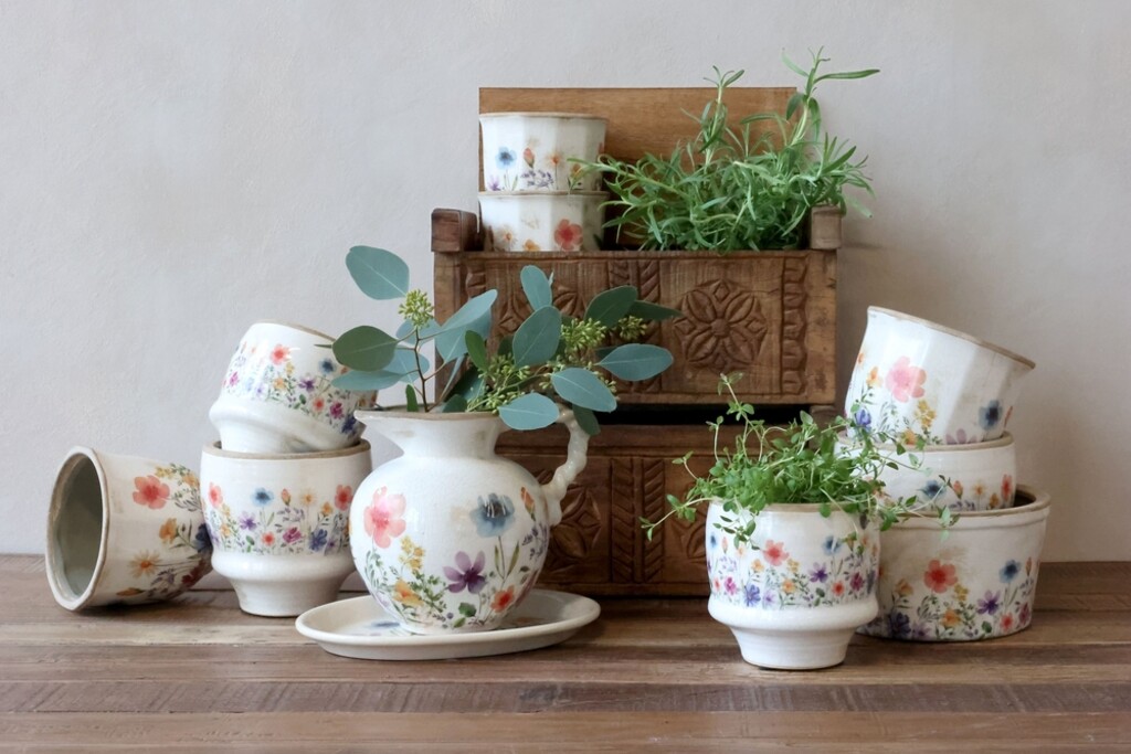 Chic Antique Fleurville Tablett – Romantisches Keramiktablett im Landhausstil online kaufen bei SKANDEKO (Ansicht 2)