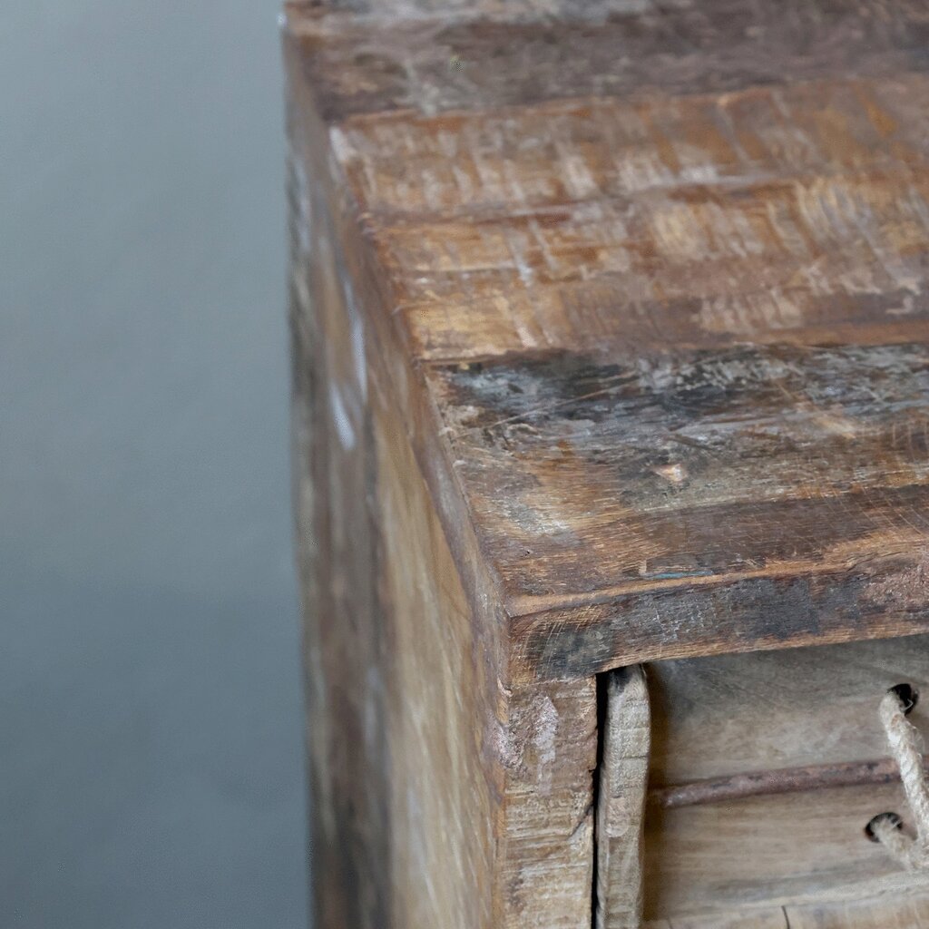 Grimaud Kommode mit 10 Backsteinformen