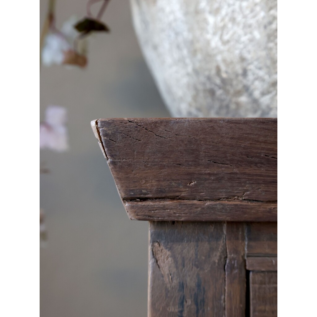 Grimaud Vitrinenschrank mit Glastüren