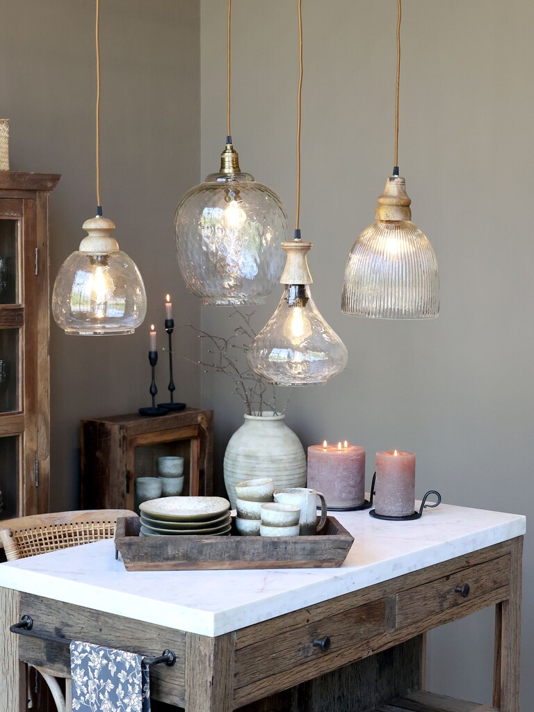 Chic Antique Hängelampe, Lampe mit Holzzierhülse Preview Image
