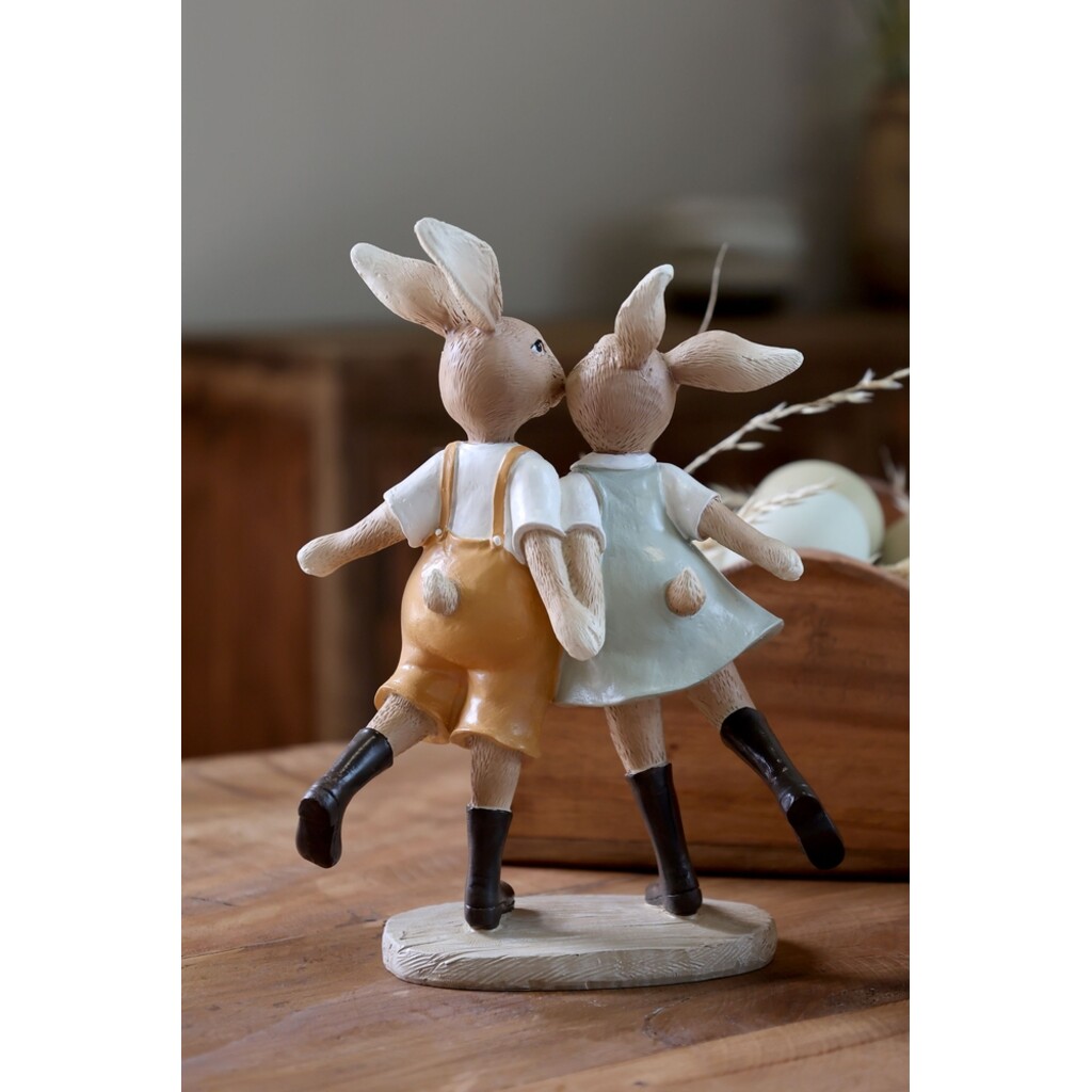 Kaninchenfigur mit Kleid & Hose