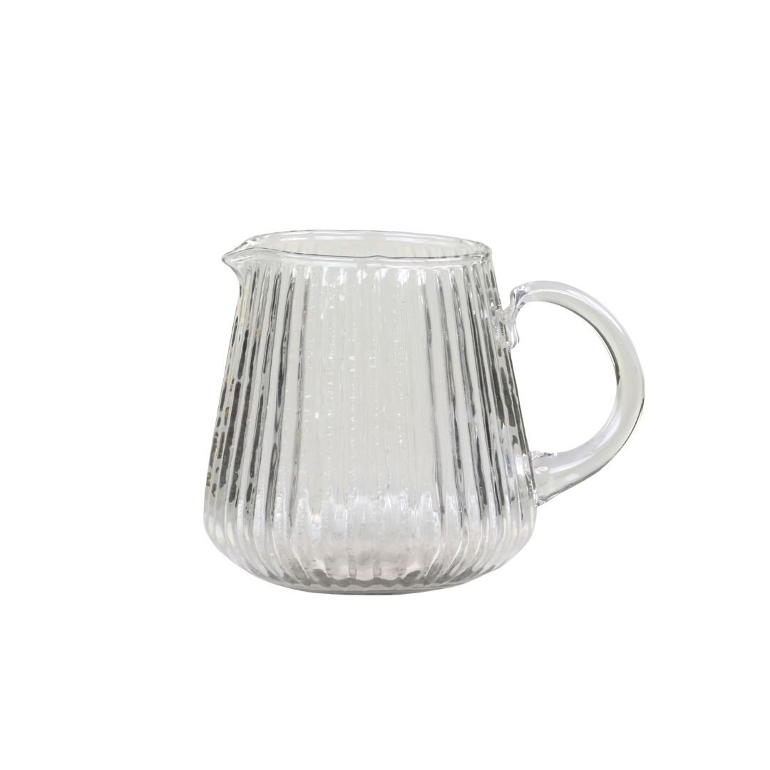 Kanne mit Rillen aus Glas