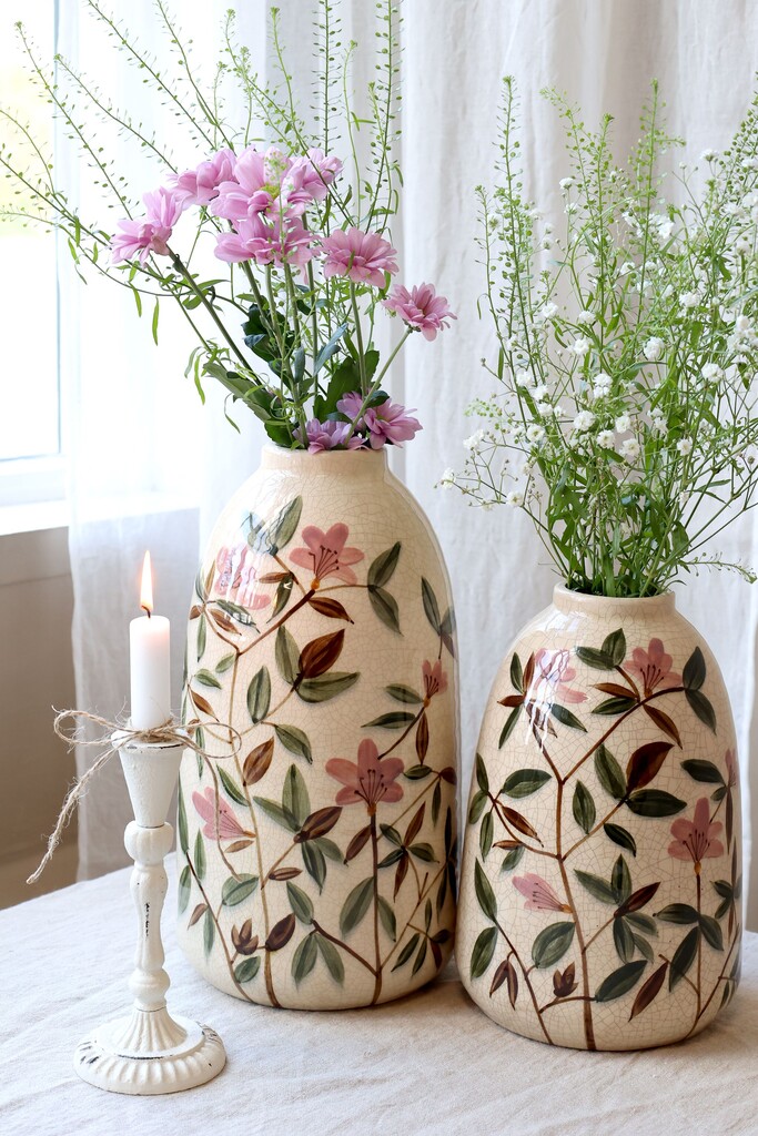 Chic Antique Steingut Vase mit Blumenmotiv 2 Preview Image