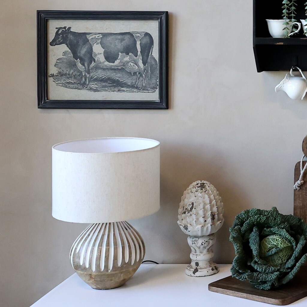 Chic Antique Tischlampe mit Muster und Leinen Lampenschirm Preview Image